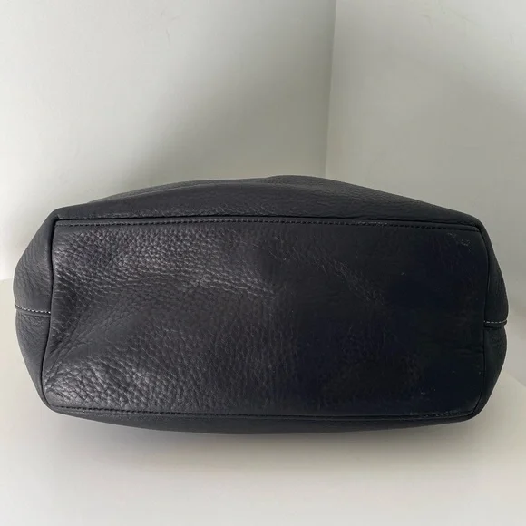 Coach Vintage Slouchy Hobo Bag - Picture 5 of 16